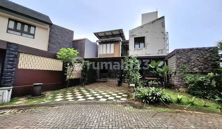 Industrial Hook House Bintaro Sector 9 Tangsel