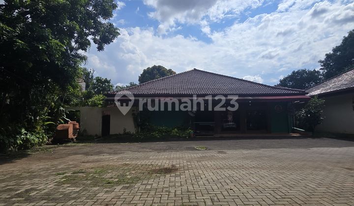 Rumah Lama Hitung Tanah Area Kemang Cocok Buat Perumahan atau Kantor Rumah Lama Hitung Tanah Area Kemang Cocok Buat Perumahan atau Kantor