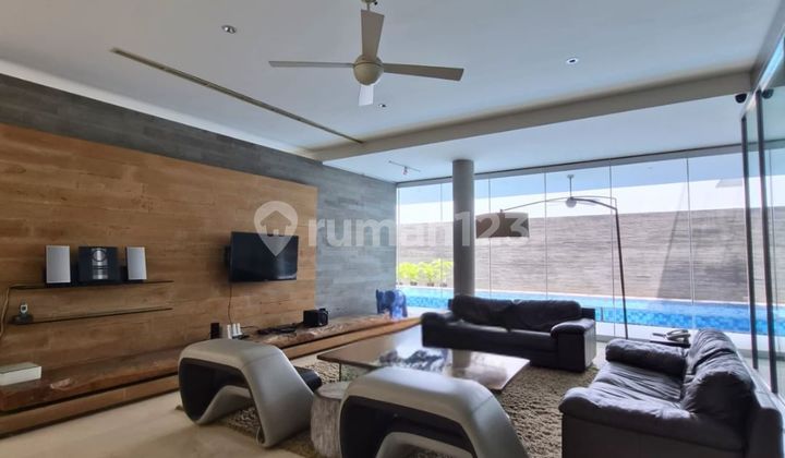 Dijual Rumah Modern di Kebayoran Baru 2