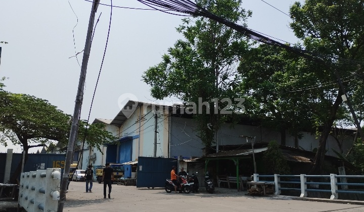 For Sale 2 Warehouses Jurumudi Tangerang