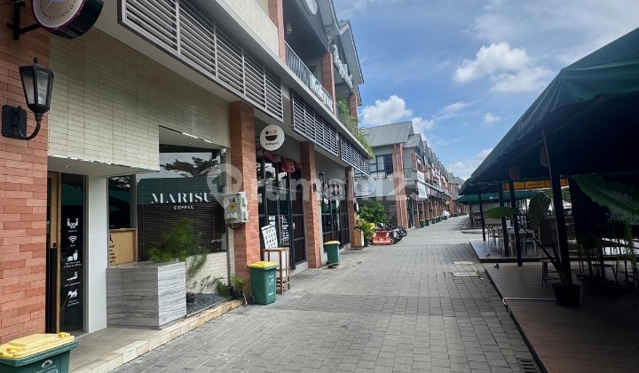 For Quick Sale, Citra 8 Sunset Avenue Shop House with Lake View. 1