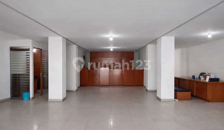 Luxury 3-Storey Linked Ruko in Sunter - Prime Location, Suitable for Office/Bank/Showroom 2