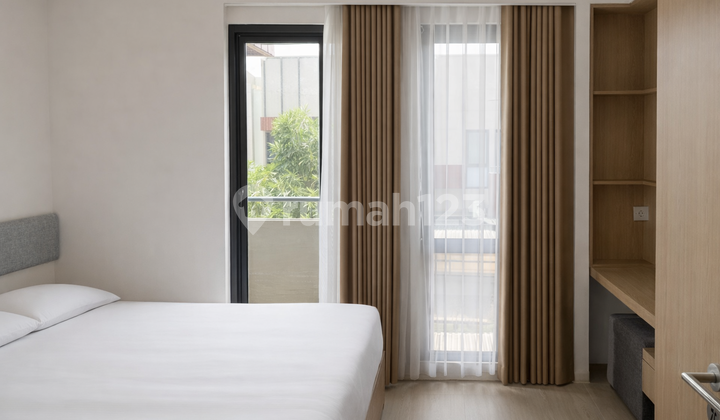 Modern Fully Furnished House in Tabebuya BSD - Cluster Invensihaus, Move-In Ready & Strategic 2