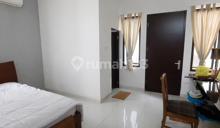 Modern Minimalist Brand New 2024 House in Bumi Puspiptek Asri - Corner Unit & Spacious Parking! 2