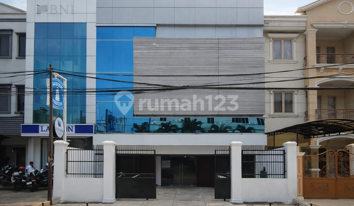Ruko Gandeng Mewah 3 Lantai Sunter - Lokasi Prime, Cocok Kantor/Bank/Showroom Ruko Gandeng Mewah 3 Lantai Sunter - Lokasi Prime, Cocok Kantor/Bank/Showroom