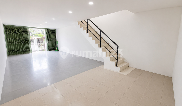 3-Story Shophouse in Sunter Agung - Strategic, Clean & Ready for Business 3-Story Shophouse in Sunter Agung - Strategic, Clean & Ready for Business