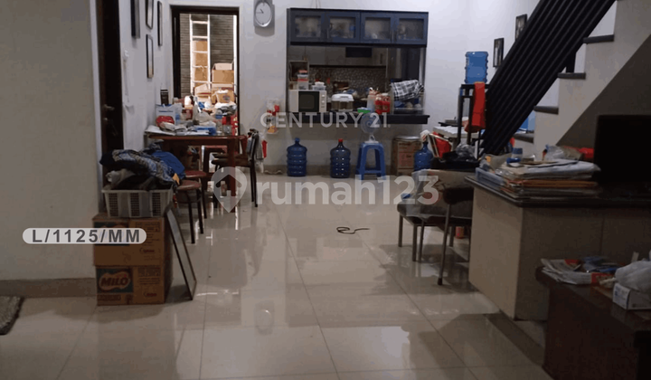 Rumah bisa untuk Usaha Strategis di Taman Holis Indah 1 Bandung Rumah bisa untuk Usaha Strategis di Taman Holis Indah 1 Bandung