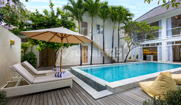 4-Bedroom Family Villa For Sale In Sanur 4-Bedroom Family Villa For Sale In Sanur