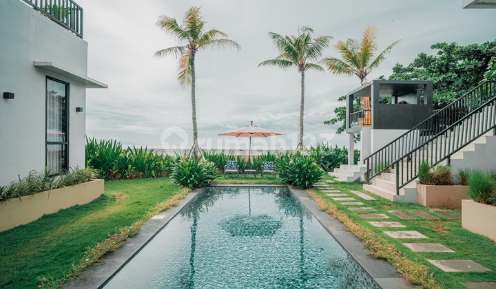 Beachfront Luxury Villa 3 Bedroom in Gianyar Bali 2