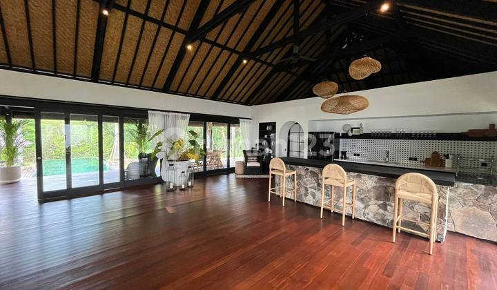 Luxury Big Garden Mediterranean Villa di Canggu 2