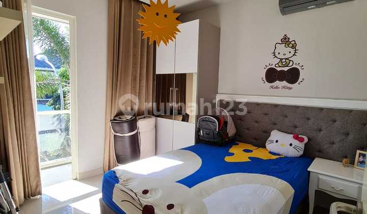 For Sale Alam Galaxy West Surabaya House Fully Furnished Ready to Occupy Good House SHM in Sambikerep 2