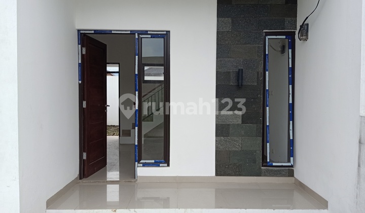 Spacious Ready-to-Occupy House in Ciganitri, Buahbatu, Bandung 2