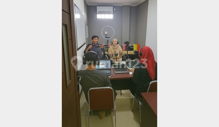 Bandung Office Space Rental Full Facilities & Monthly Available Bandung Office Space Rental Full Facilities & Monthly Available