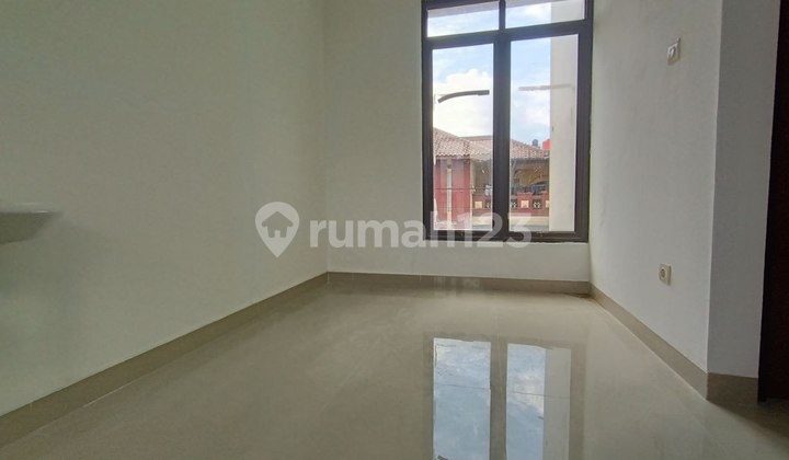 Rumah Cantik Siap Huni di Ciganitri Buahbatu Bandung 2