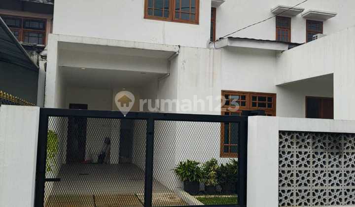 2-Storey House, Strategic Area, Kebayoran Lama South Jakarta