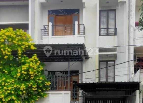 Rumah Jalan Lebar Lokasi Strategis di Sunter 1
