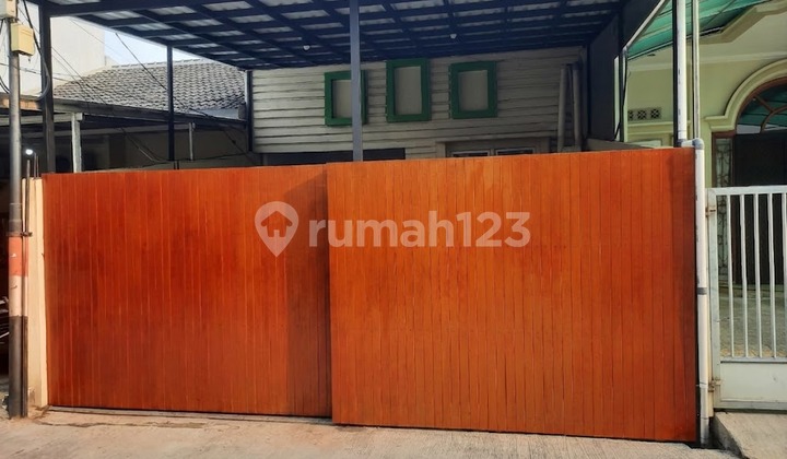 Fast Sale House on Lega Street in Kelapa Gading Fast Sale House on Lega Street in Kelapa Gading