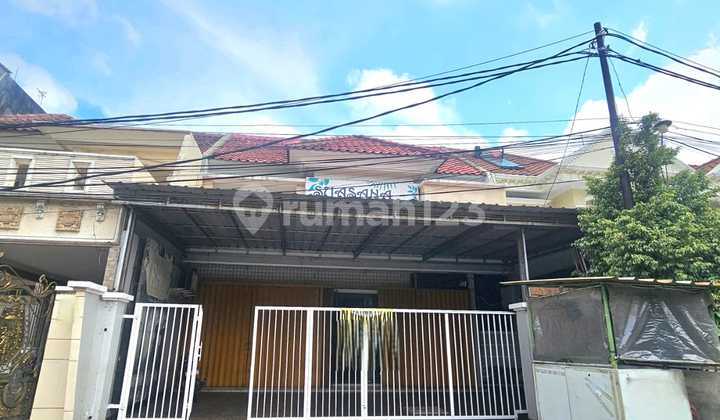 For Rent: 2 1/2 Story Shop House in Harapan Indah, Bekasi For Rent: 2 1/2 Story Shop House in Harapan Indah, Bekasi