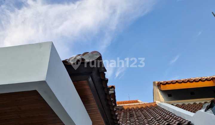 For Rent House in Metland Ujung Menteng