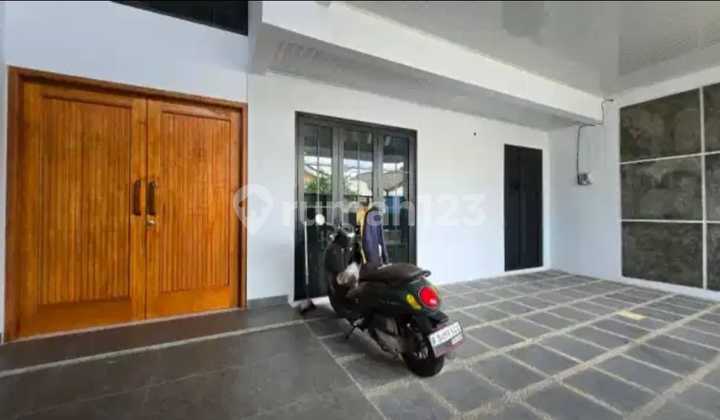For Rent 2-Story House in Harapan Jaya Bekasi 2