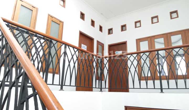 Disewakan Rumah di Menteng Jakarta Pusat