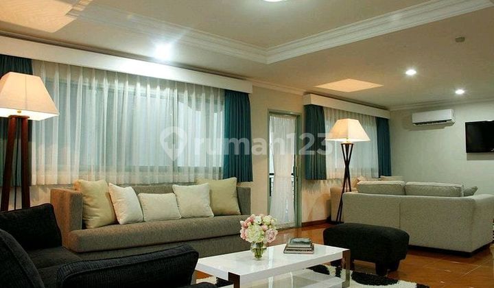 Gedung Kos2an di Lokasi Strategis Menteng