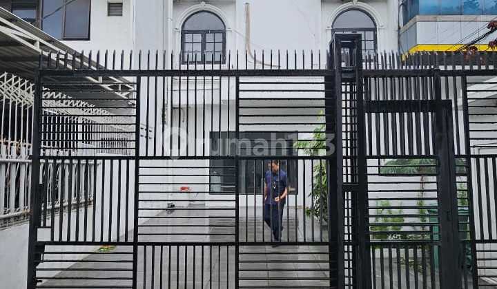 Gedung Disewakan di Petojo, Jakarta Pusat Gedung Disewakan di Petojo, Jakarta Pusat