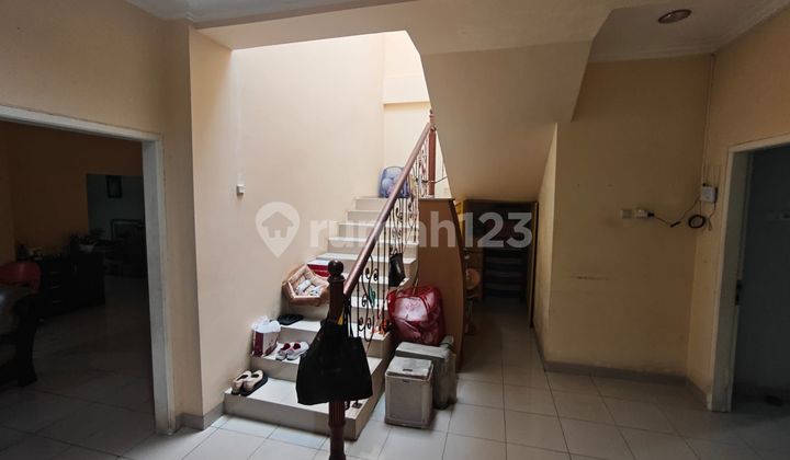 Shop House for Sale in Banjarmasin, Kalimantan 2