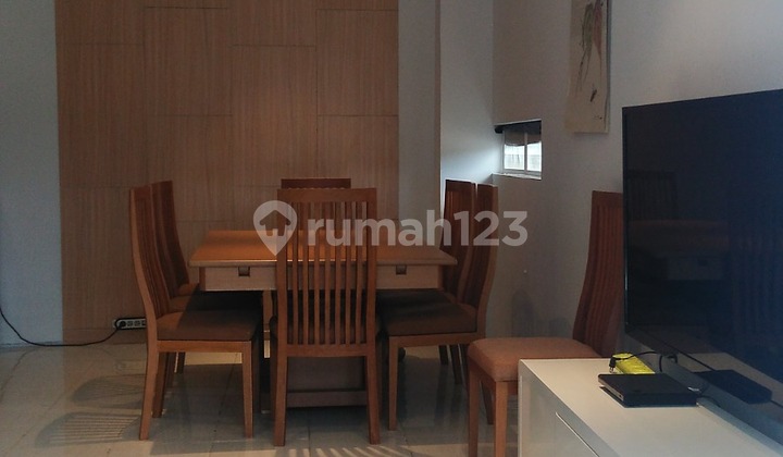 Rumah Modern 2 Lantai Siap Huni 2