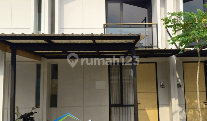 For Sale: House in Cendana Parc, Lippo Village, Karawaci, Near Jakarta Toll Access