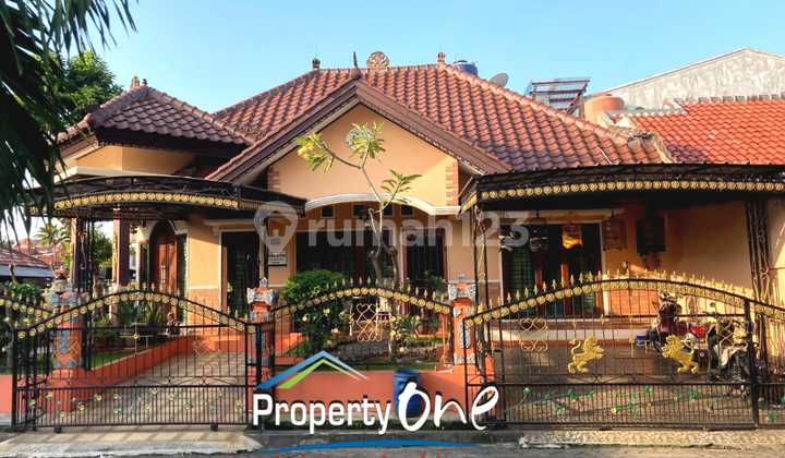 Dijual Rumah Posisi Hook Bernuansa Bali di Palem Hijau Karawaci Tangerang Selatan