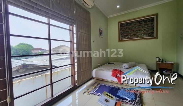 Rumah Clasic Asri dan Nyaman Dekat Stan Cocok untuk Kos Rumah Bagus SHM di Bintaro 2