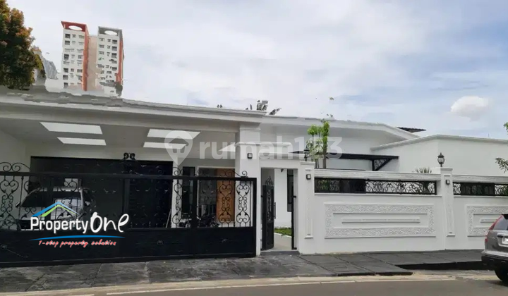Turun Harga! Jual Rumah Baru American Classic Jakarta Selatan