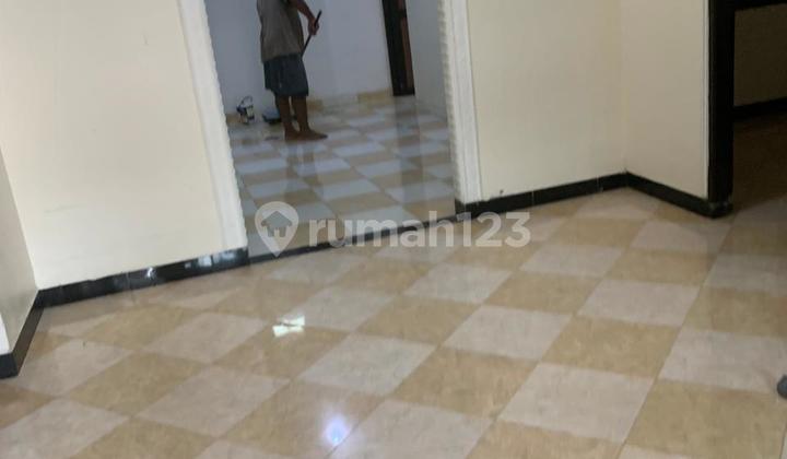 For Quick Sale Negotiable Until Deal at House in Dikelapa Kekalik Jaya Mataram Lombok 2