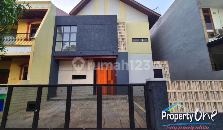 For Sale: Kencana Loka House in BSD Serpong For Sale: Kencana Loka House in BSD Serpong