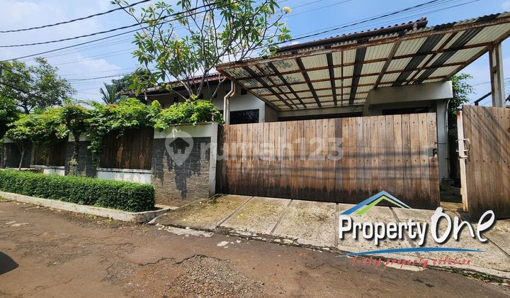 Rumah Clasic Asri dan Nyaman Dekat Stan Cocok untuk Kos Rumah Bagus SHM di Bintaro