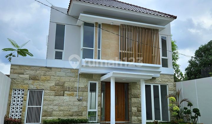 Ready-to-Live Strategic House in Palagan Area Near Hyatt