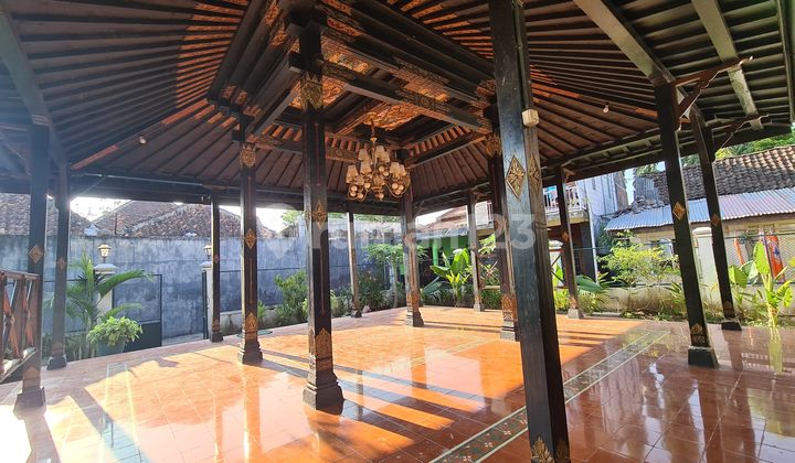 House with a Joglo in the Center of Yogyakarta City, Near Tugu Jogja 2