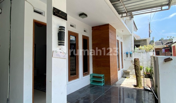 Ready-to-Occupy Fully Furnished House in a Strategic Housing Complex in Tamantirto 2