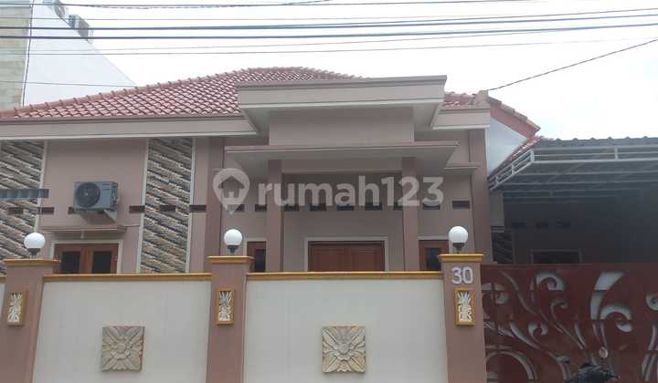 Rumah Hook Strategis Siap Huni Dalam Komplek di Umbulharjo