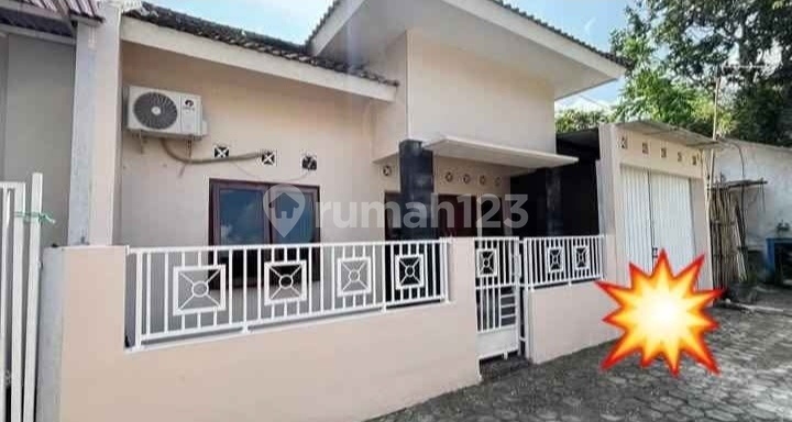 Ready-to-Occupy House Within Trihanggo Ring Road Area