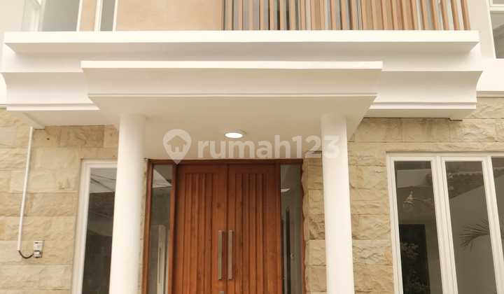 Ready-to-Live Strategic House in Palagan Area Near Hyatt