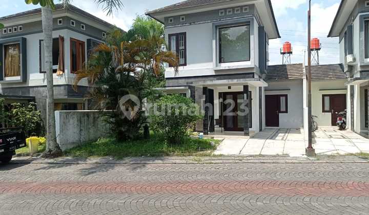 Rumah Strategis Siap Huni Dalam Perumahan