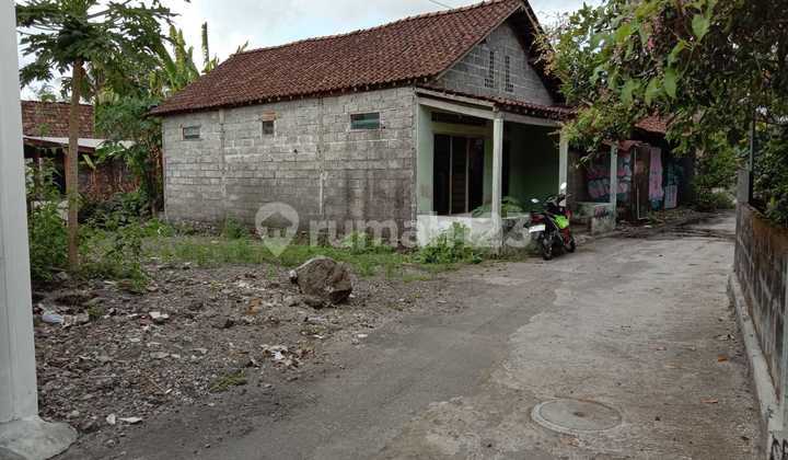 Strategic Southern Courtyard Land Uii Kaliurang