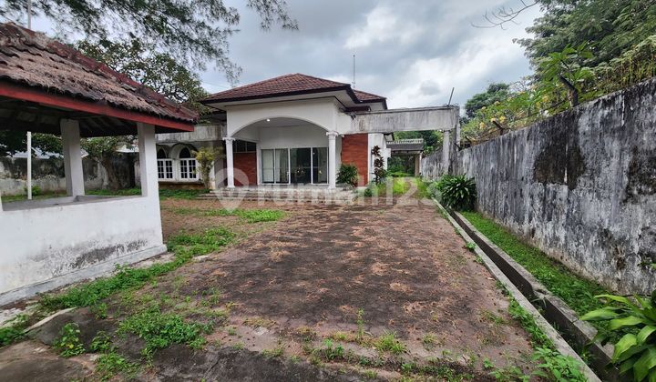 Strategic Land with Bonus Building in Timoho, Jogja City Strategic Land with Bonus Building in Timoho, Jogja City