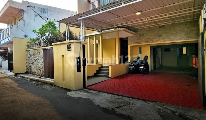 Rumah Brandnew Turun Harga di Kemang Rumah di Kemang Rumah Brandnew Turun Harga di Kemang Rumah di Kemang