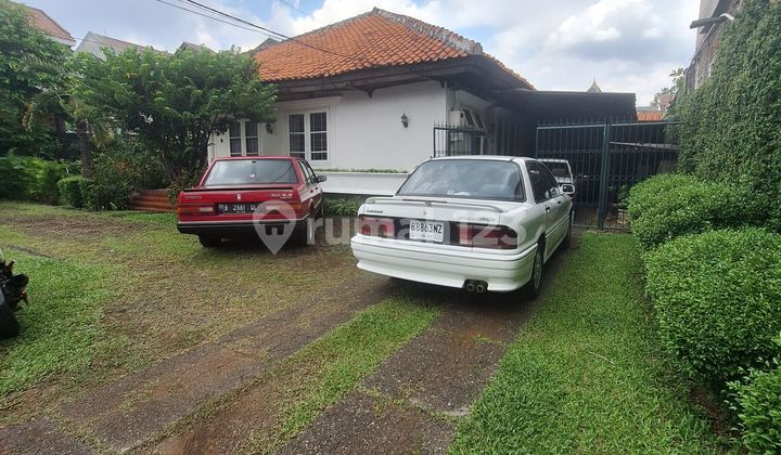 Dijual Rumah di Kemang Utara Dibawah Harga Pasar Halaman Luas Ada Space Buat Kolam Renang Rumah Butuh Minim Renovasi SHM di Jl. Kemang Utara Viia No. 45G, Bangka, Mampang Prapatan, Kota Jakarta Selatan, Dki Jakarta, Indonesia, 12730, Kemang