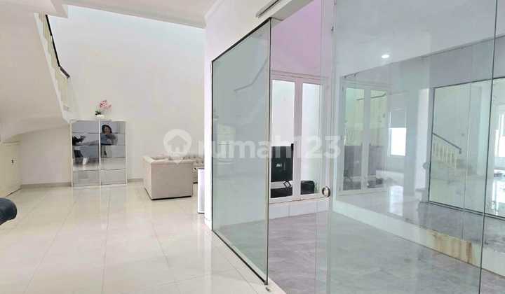 Nice House, Building Still NewPrime Location in Pondok Indah 2