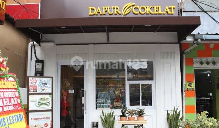 For Sale Shop on the Edge of Ahmad Dahlan Raya Street, Kebayoran Baru, South Jakarta For Sale Shop on the Edge of Ahmad Dahlan Raya Street, Kebayoran Baru, South Jakarta