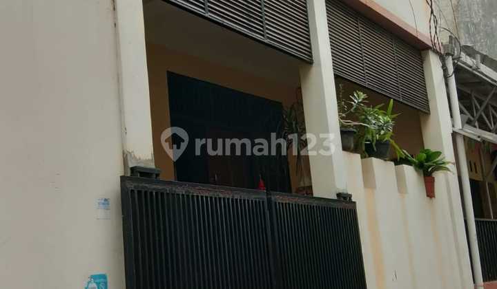 Ddijual Cepat Rumah atau Kost2an Benhil Ddijual Cepat Rumah atau Kost2an Benhil